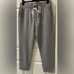 Vineyard Vines Sweatpants NWT Cotton/Poly Blend. Cuffed Bottom gray size Medium